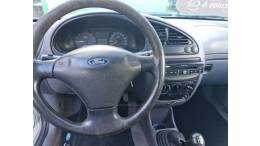 FORD - COURIER - 2009/2009 - Prata - R$ 31.000,00