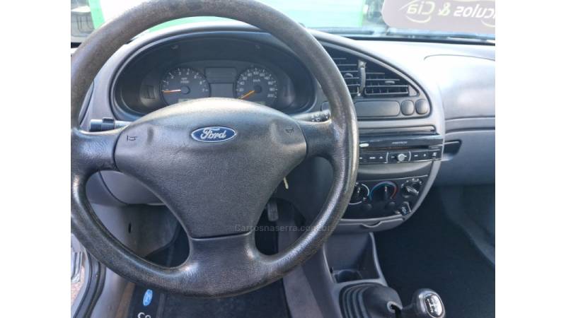 FORD - COURIER - 2009/2009 - Prata - R$ 31.000,00