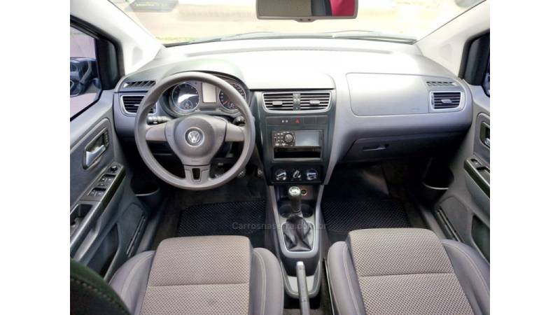 VOLKSWAGEN - SPACEFOX - 2011/2012 - Preta - R$ 43.900,00