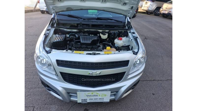 CHEVROLET - MONTANA - 2017/2018 - Prata - R$ 54.900,00