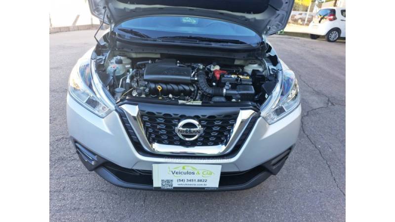 NISSAN - KICKS - 2019/2019 - Prata - R$ 83.000,00
