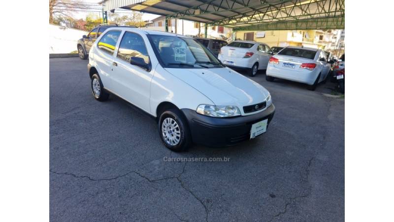 FIAT - PALIO - 2004/2004 - Branca - R$ 17.500,00
