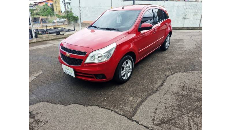 CHEVROLET - AGILE - 2010/2011 - Vermelha - R$ 34.500,00