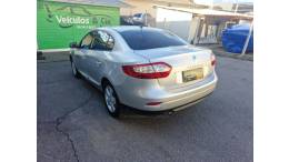 RENAULT - FLUENCE - 2012/2013 - Prata - R$ 45.000,00