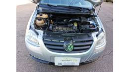 VOLKSWAGEN - FOX - 2009/2010 - Prata - R$ 35.000,00