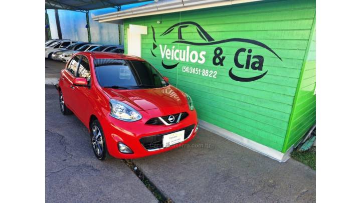 NISSAN - MARCH - 2014/2015 - Vermelha - R$ 43.800,00