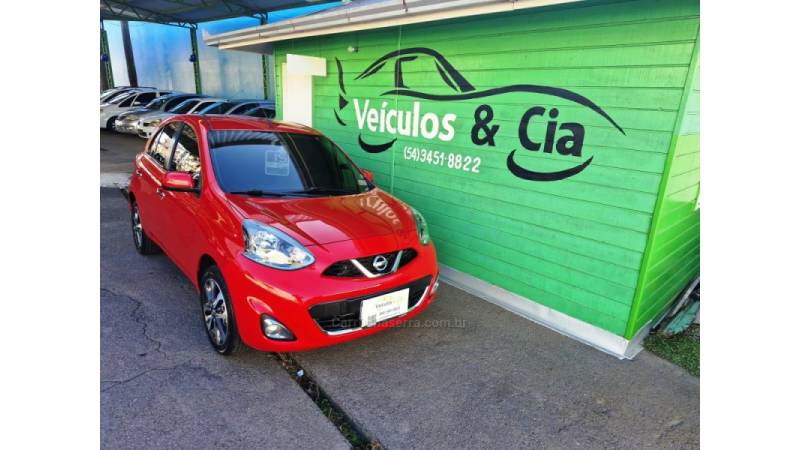NISSAN - MARCH - 2014/2015 - Vermelha - R$ 43.800,00