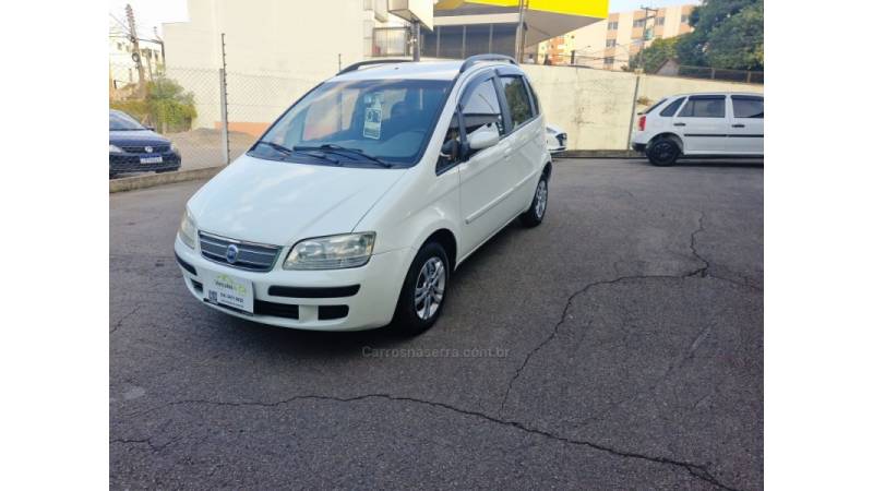 FIAT - IDEA - 2006/2007 - Branca - R$ 26.500,00