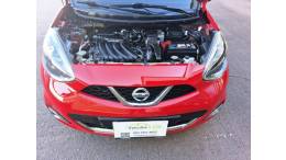 NISSAN - MARCH - 2014/2015 - Vermelha - R$ 43.800,00