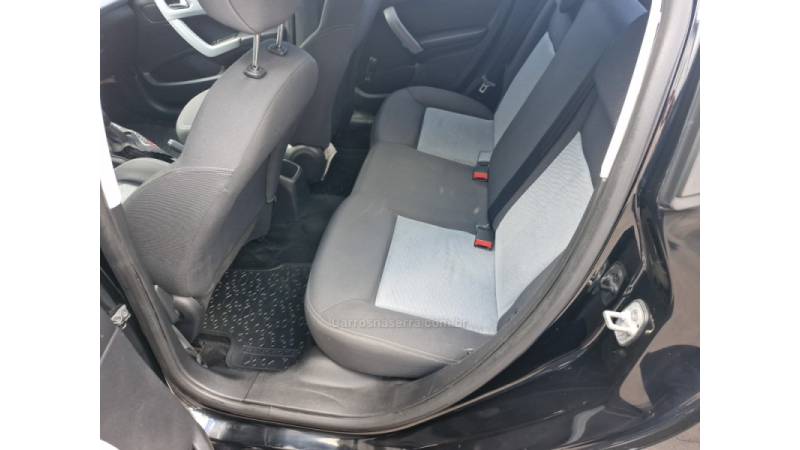 PEUGEOT - 208 - 2013/2014 - Preta - R$ 37.000,00