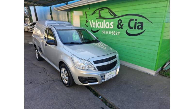 CHEVROLET - MONTANA - 2017/2018 - Prata - R$ 54.900,00