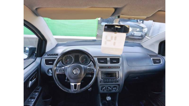 VOLKSWAGEN - CROSSFOX - 2014/2014 - Branca - R$ 48.500,00
