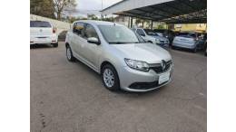 RENAULT - SANDERO - 2015/2016 - Prata - R$ 45.000,00
