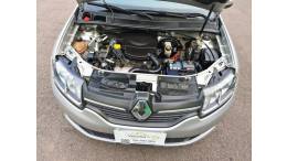 RENAULT - SANDERO - 2015/2016 - Prata - R$ 45.000,00