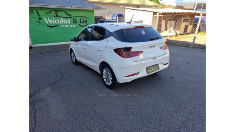 HYUNDAI - HB20 - 2020/2021 - Branca - R$ 67.800,00