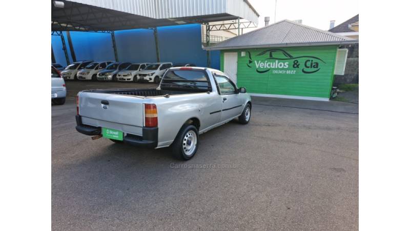FORD - COURIER - 2009/2009 - Prata - R$ 31.000,00