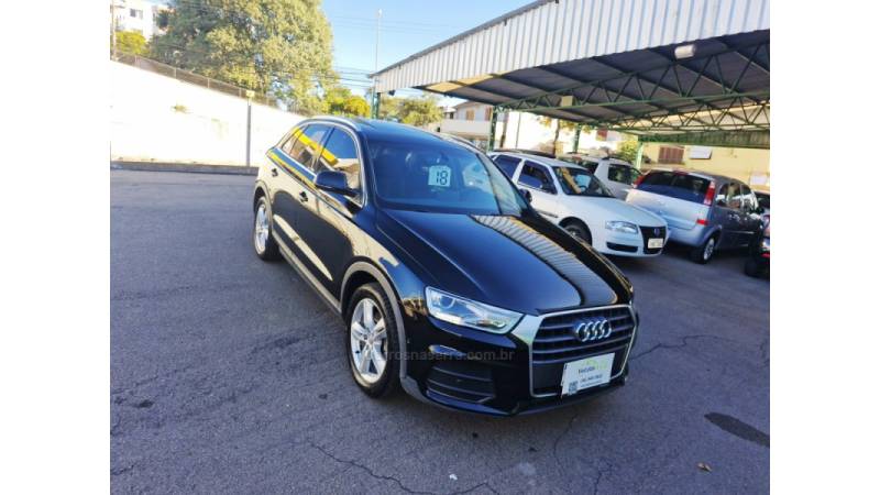 AUDI - Q3 - 2018/2018 - Preta - R$ 107.900,00