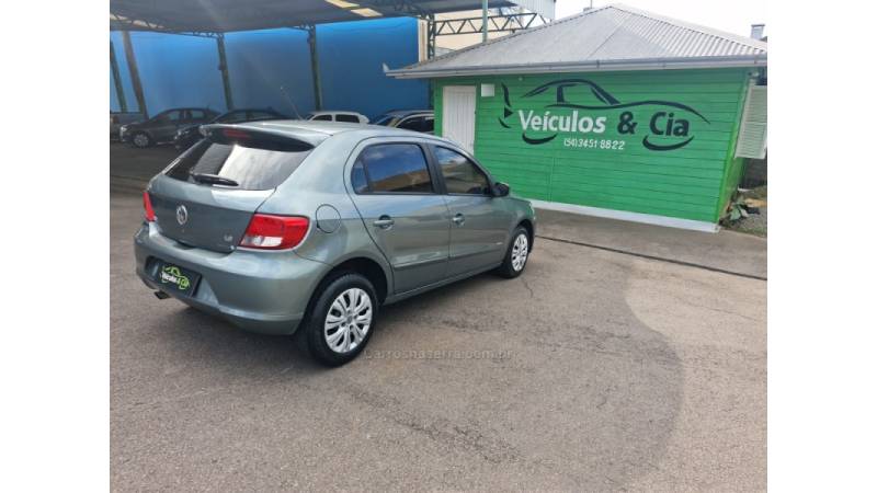 VOLKSWAGEN - GOL - 2011/2012 - Cinza - R$ 32.000,00