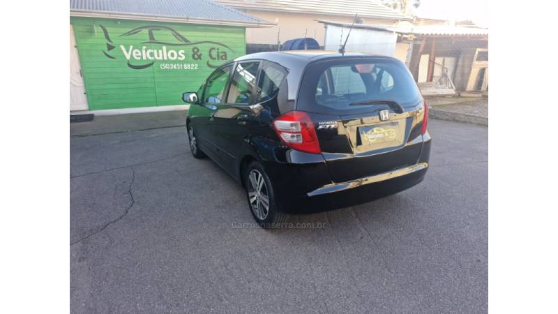 HONDA - FIT - 2009/2010 - Preta - R$ 48.900,00