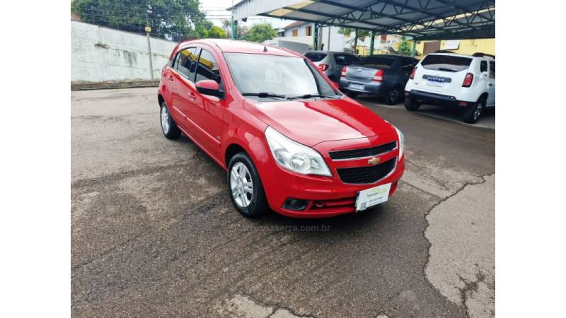 CHEVROLET - AGILE - 2010/2011 - Vermelha - R$ 34.500,00