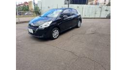 PEUGEOT - 208 - 2013/2014 - Preta - R$ 37.000,00