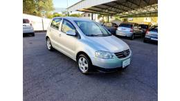 VOLKSWAGEN - FOX - 2009/2010 - Prata - R$ 34.000,00