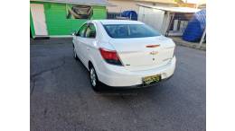 CHEVROLET - PRISMA - 2013/2014 - Branca - R$ 55.000,00