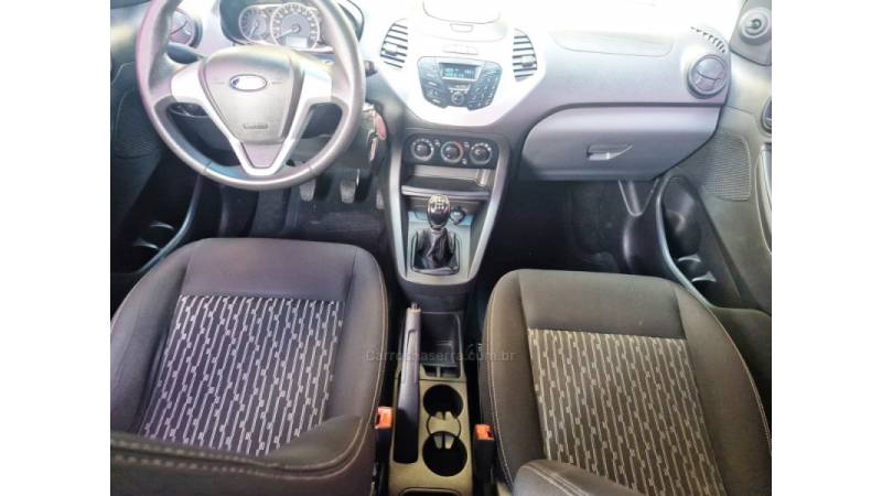 FORD - KA - 2015/2016 - Prata - R$ 42.800,00