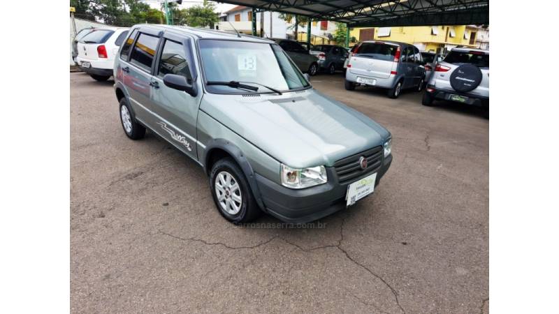 FIAT - UNO - 2013/2013 - Cinza - R$ 27.800,00