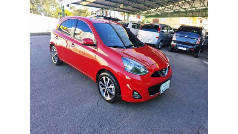 NISSAN - MARCH - 2014/2015 - Vermelha - R$ 43.800,00