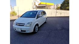 CHEVROLET - MERIVA - 2010/2011 - Branca - R$ 33.500,00