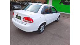 CHEVROLET - CLASSIC - 2013/2014 - Branca - R$ 31.800,00