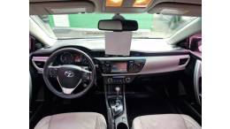 TOYOTA - COROLLA - 2015/2016 - Branca - R$ 89.800,00