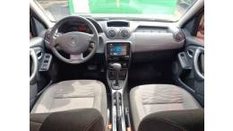 RENAULT - DUSTER - 2015/2015 - Verde - R$ 55.000,00