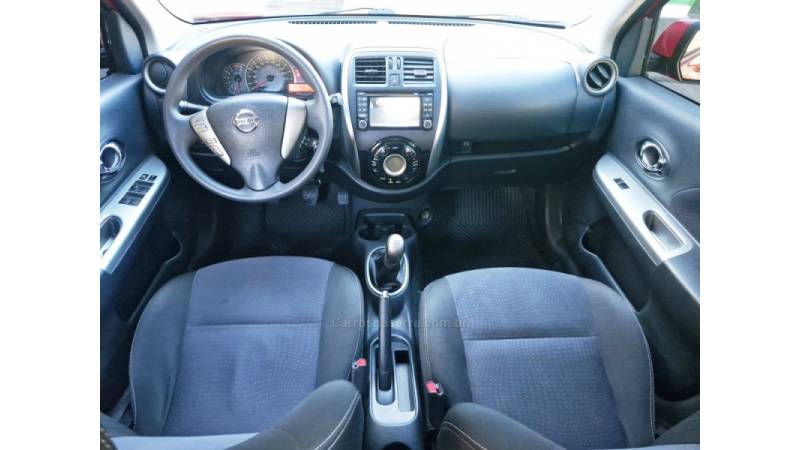 NISSAN - MARCH - 2014/2015 - Vermelha - R$ 43.800,00
