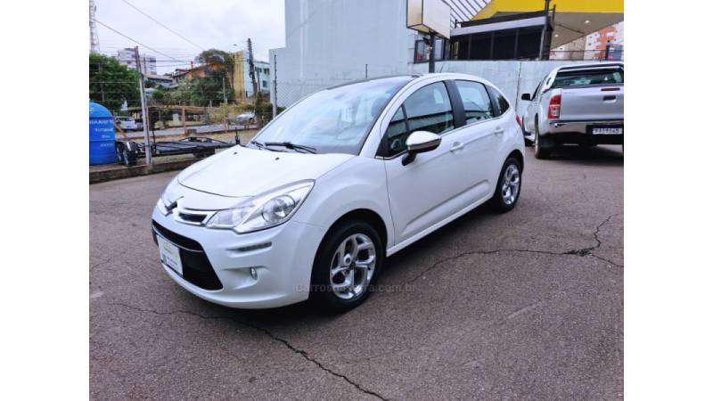 CITROËN - C3 - 2016/2017 - Branca - R$ 57.900,00